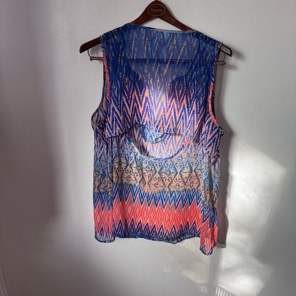 Studio Y Women Tank Size XL Blue Beaded Cut V-Neck Boho Keyhole Back Top Sheer - Picture 9 of 14